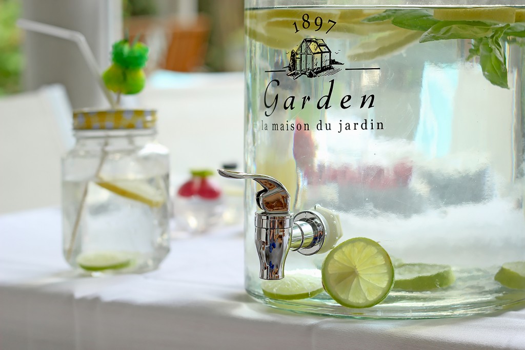 garden-garten-wasserspender