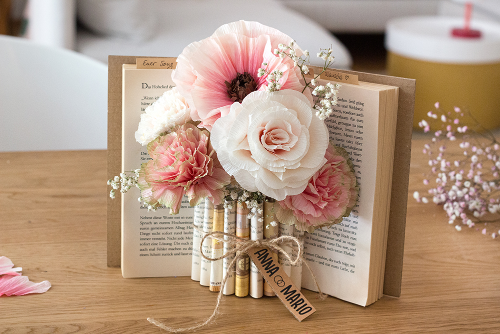 Buchvase als Geldgeschenk zur Hochzeit